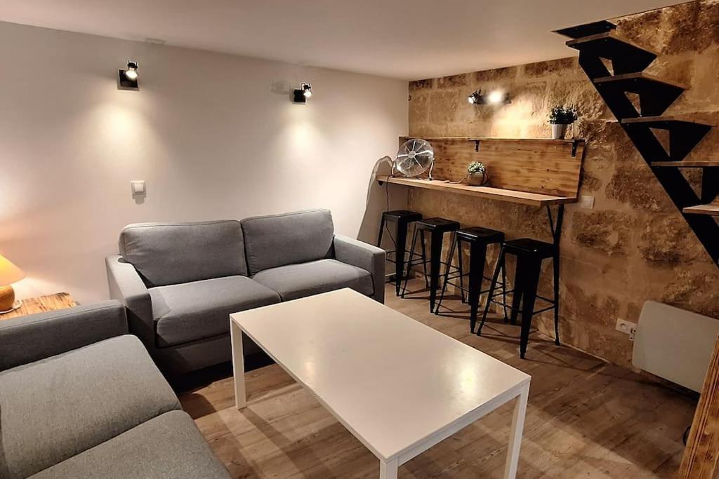 Sleep-in-montpellier, Gaya, 6 Pers, Ecusson *